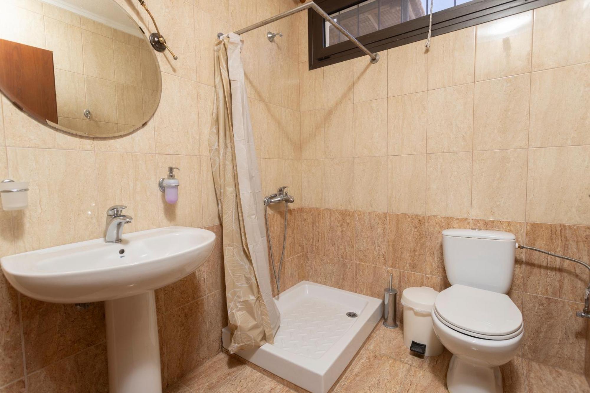 חניוטי Villa Rossa מראה חיצוני תמונה