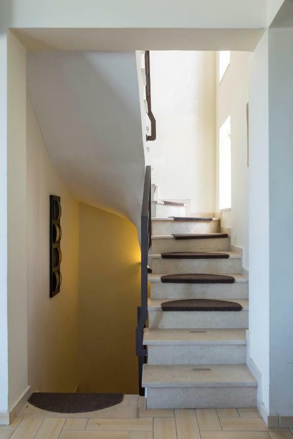 חניוטי Villa Rossa מראה חיצוני תמונה